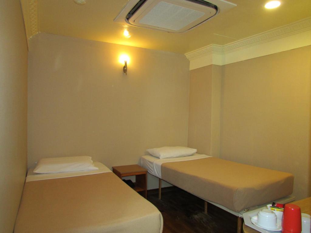 Hotel Arianna Singapore