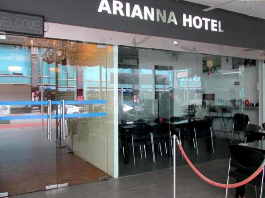 Arianna 2* Singapur